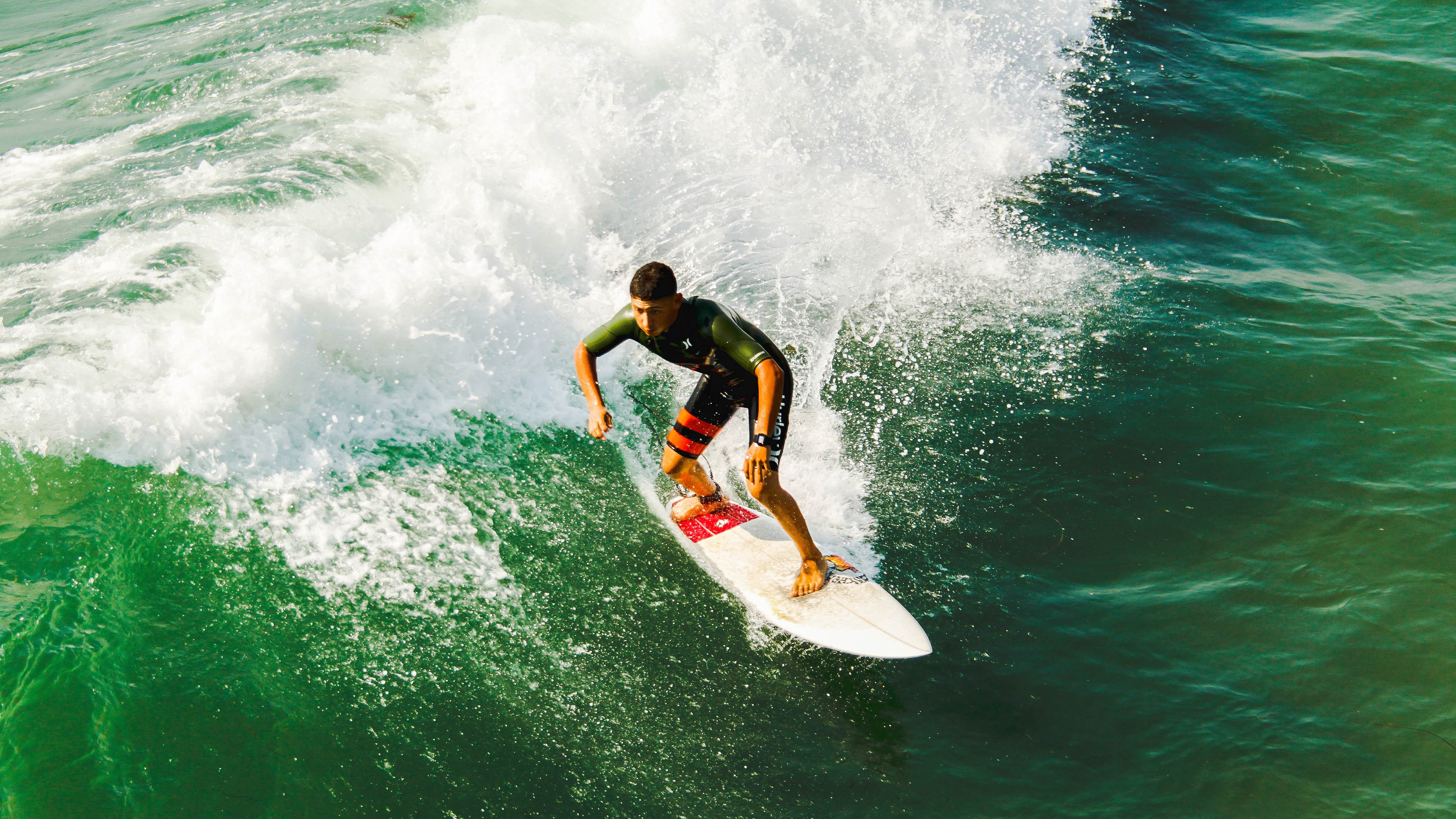 鏖战斯德哥尔摩，波尔一瞬高光，照亮日本队坚韧之路